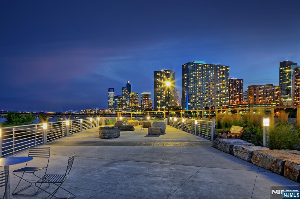 20 Newport Parkway #2306