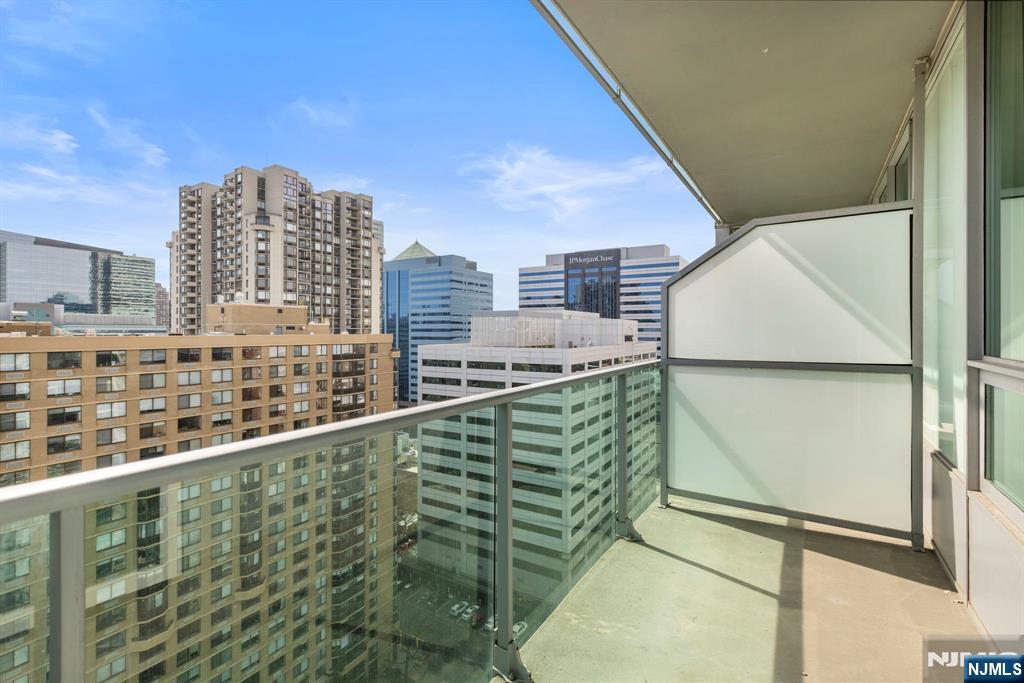 20 Newport Parkway #2306