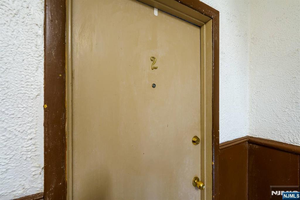 413 Adams Street - Photo 5