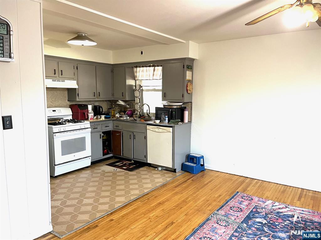 15 Vogt Lane, Little Ferry, NJ, 07643