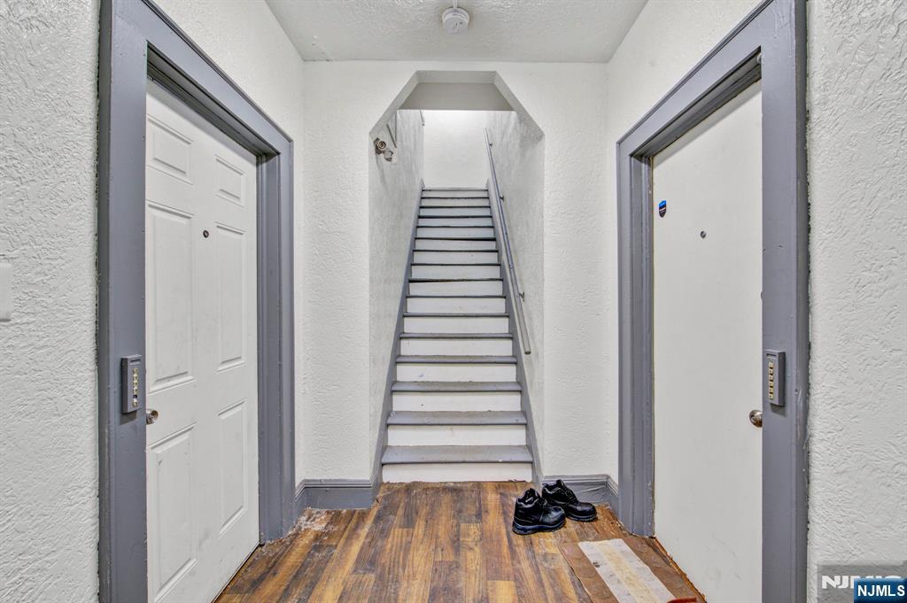 67-91 Stockman Place - Photo 4