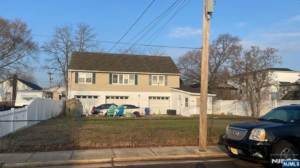 35 Melbourne, Woodbridge Proper, NJ, 07095