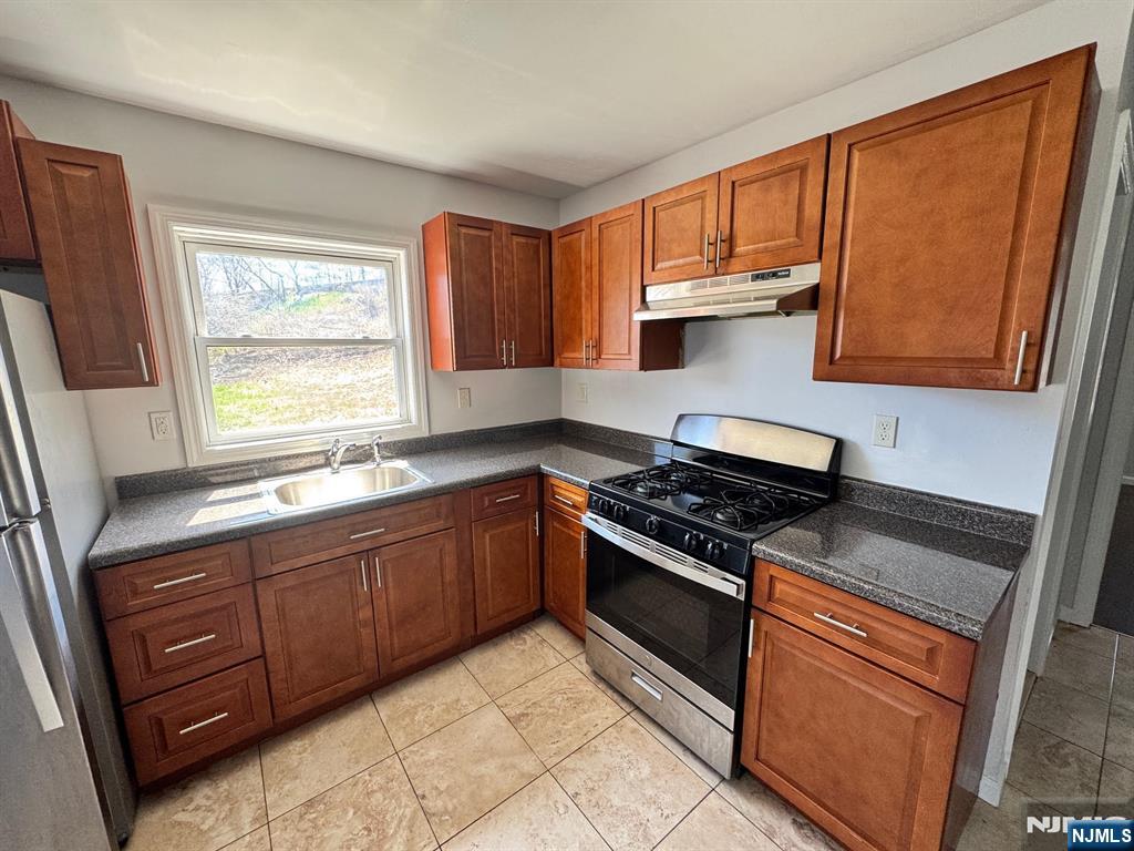 202 Mill Street - Photo 3