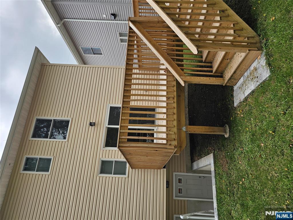 374 A Semel Avenue - Photo 2
