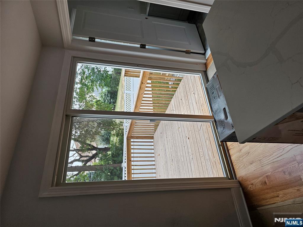 374 A Semel Avenue - Photo 5