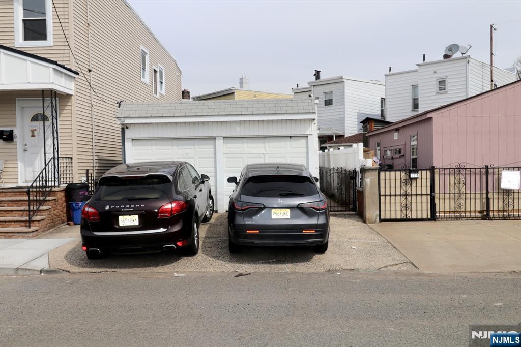 155 Brill Street - Photo 3