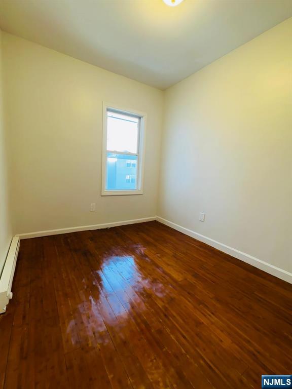 489 17th Street 1 - Photo 4