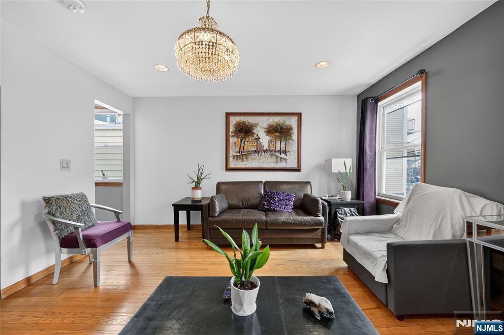 99 Bruen Street - Photo 1