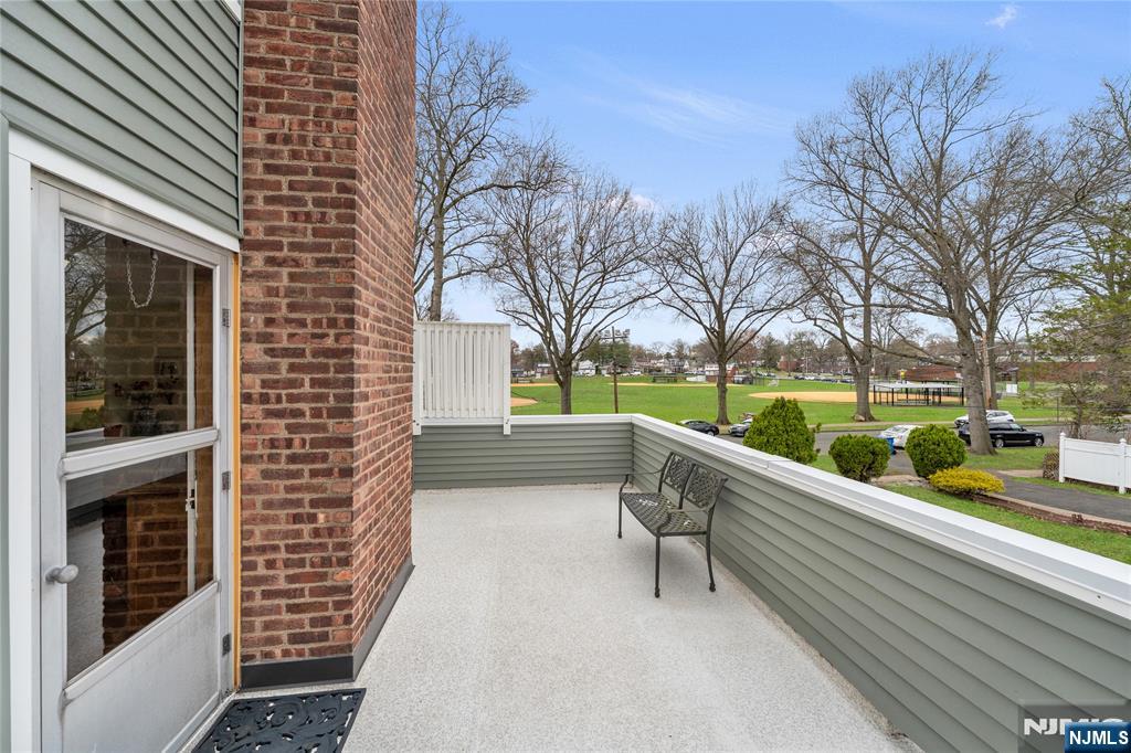 157 Glenbrook Parkway