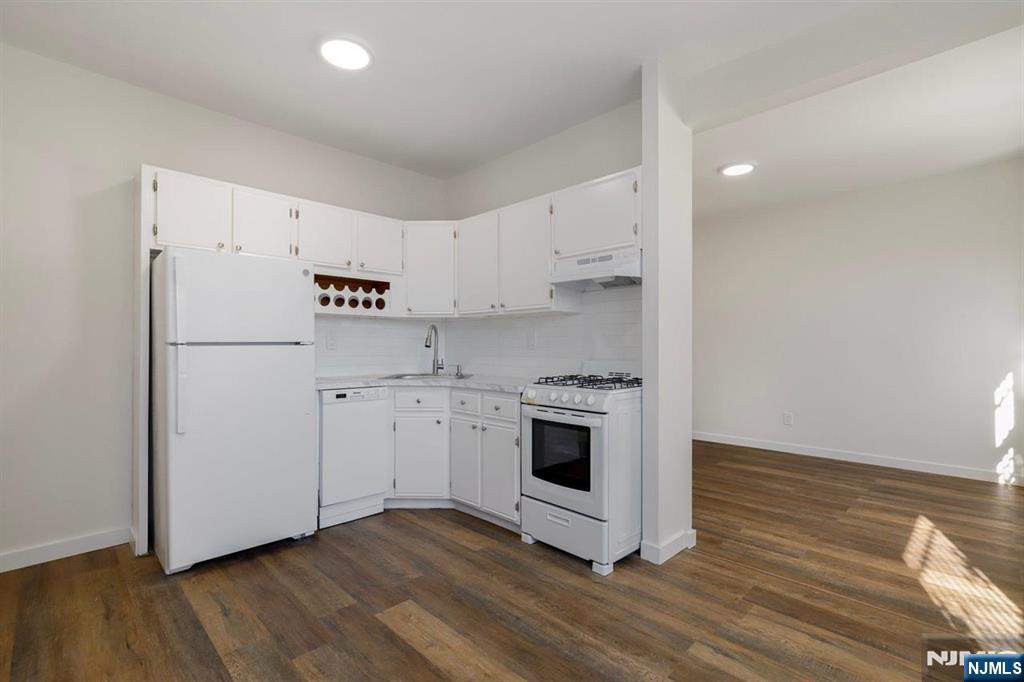 1866 John F Kennedy Boulevard #1c