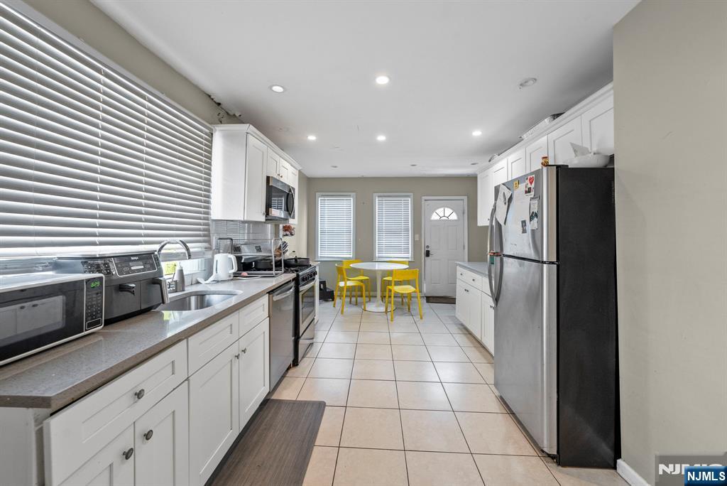 38-40 Nairn Place - Photo 5