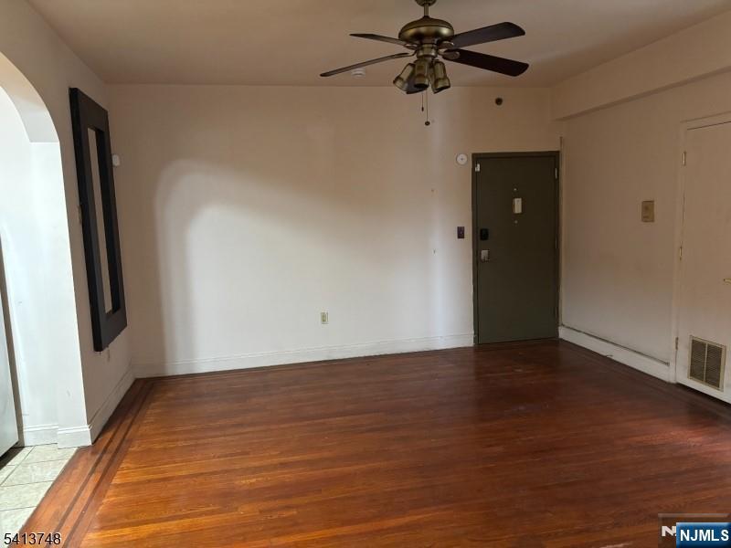 5 Pomona Avenue UNIT 1401, Newark, NJ, 07112