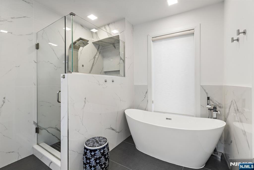 504 Undercliff Avenue