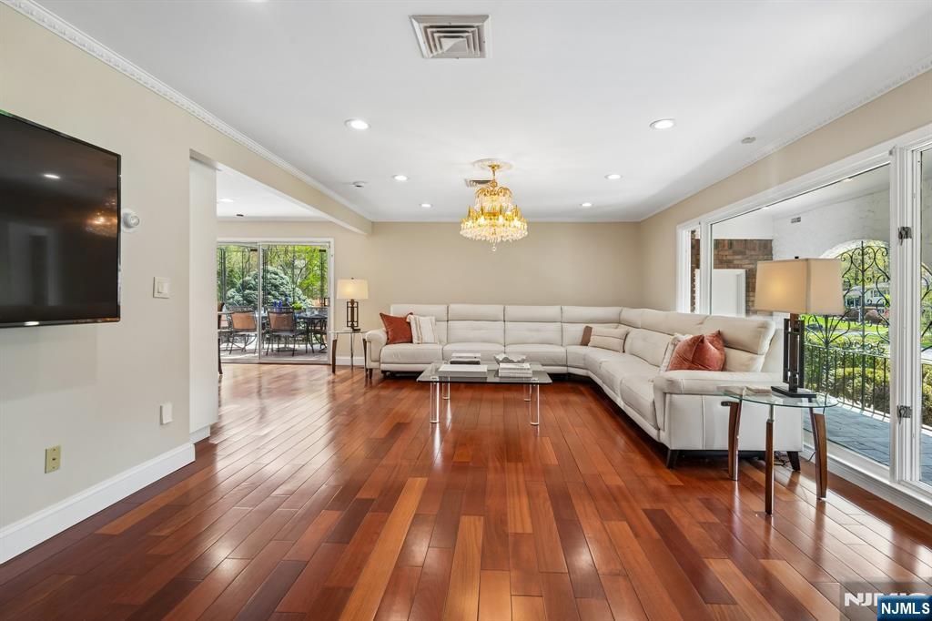 35 Grandview Avenue - Photo 5