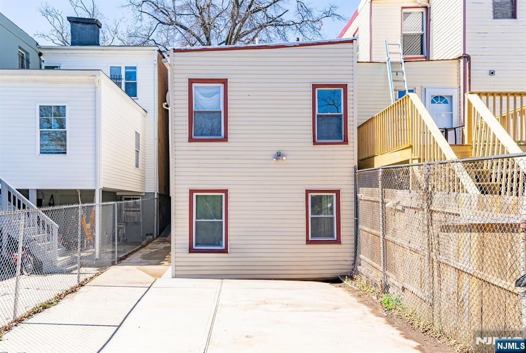 61 Cutler Street