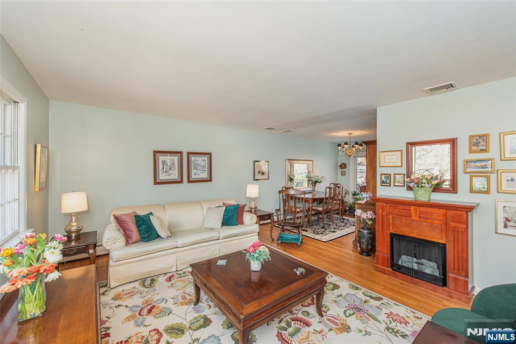 103 Cedar Road - Photo 2