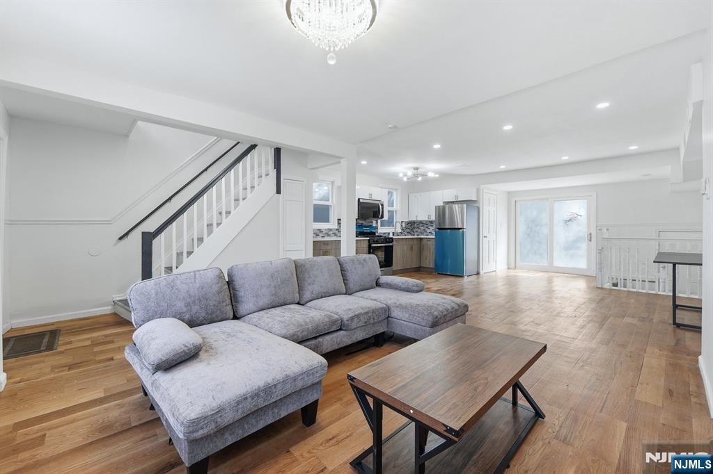 64 Willoughby Street - Photo 5