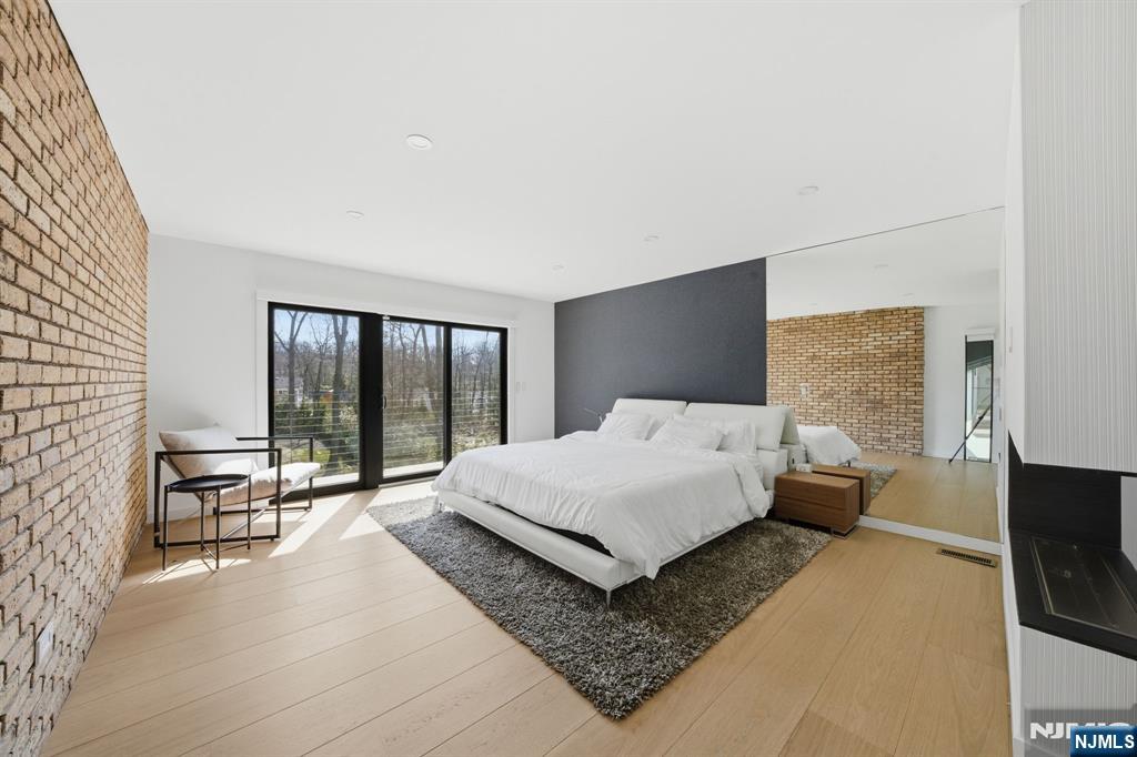 55 Oxford Drive, Tenafly, NJ, 07670