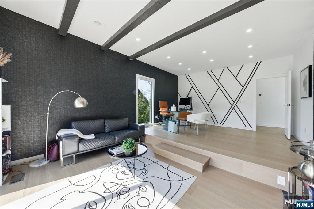 55 Oxford Drive, Tenafly, NJ, 07670