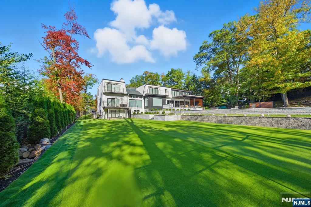 55 Oxford Drive, Tenafly, NJ, 07670