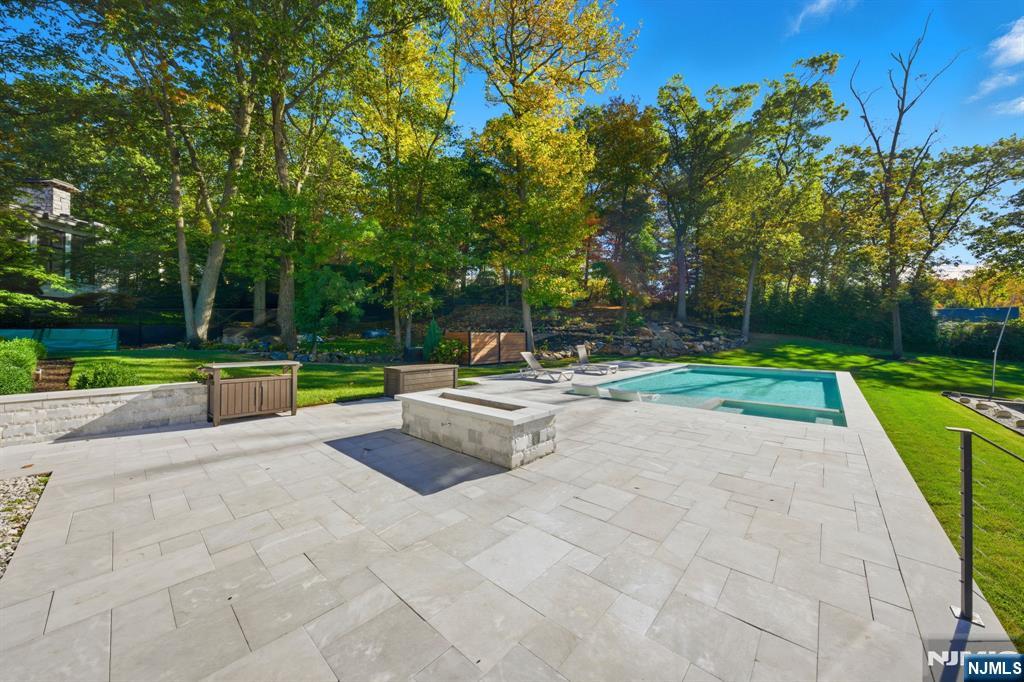 55 Oxford Drive, Tenafly, NJ, 07670