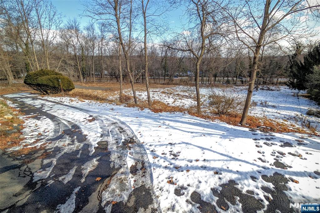 100 Overlook Drive, Woodcliff Lake, NJ, 07677