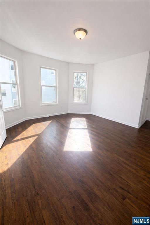 81-85 Columbia Avenue 2 - Photo 4