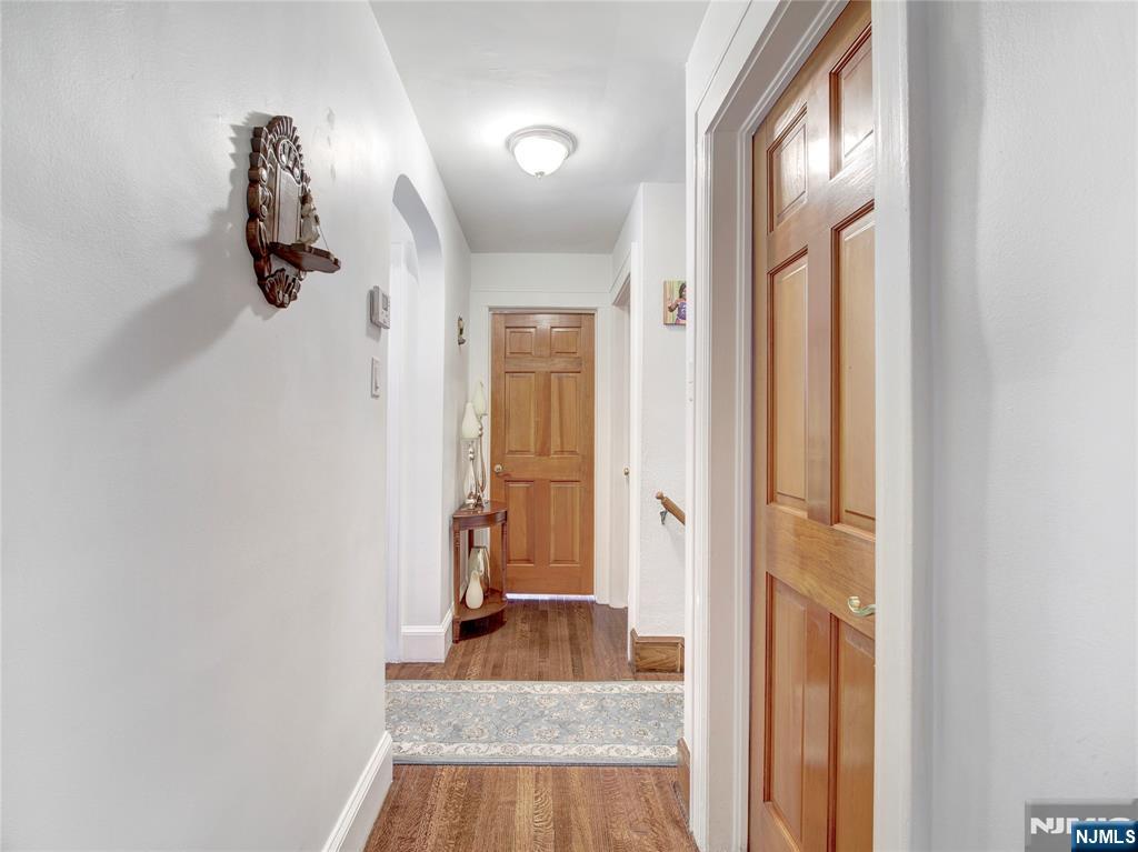 569 Monroe Place