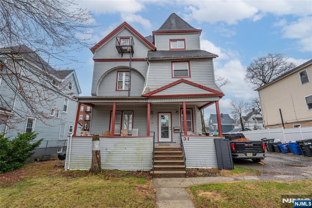 31 Chestnut Street - Photo 1