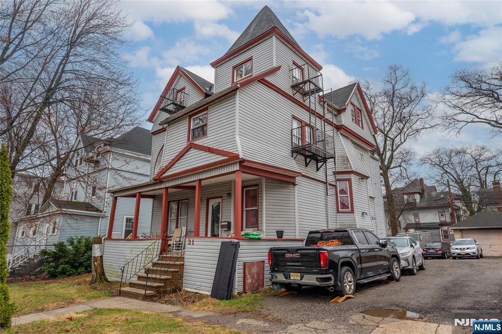 31 Chestnut Street - Photo 3