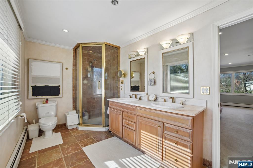 7 Royal Park Terrace, Hillsdale, NJ, 07642