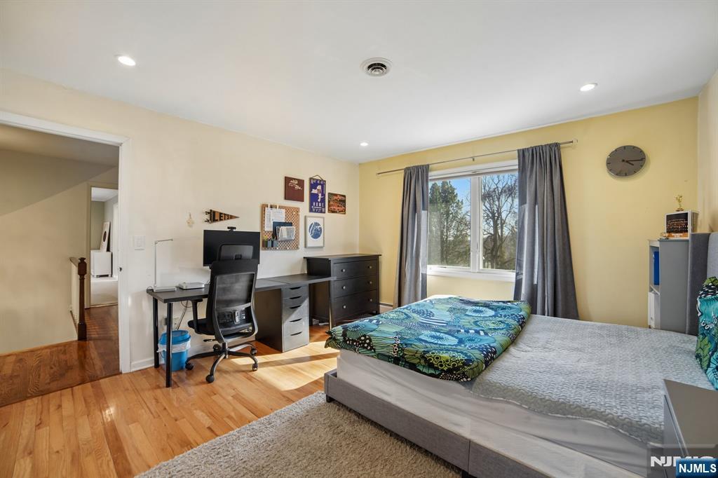 7 Royal Park Terrace, Hillsdale, NJ, 07642