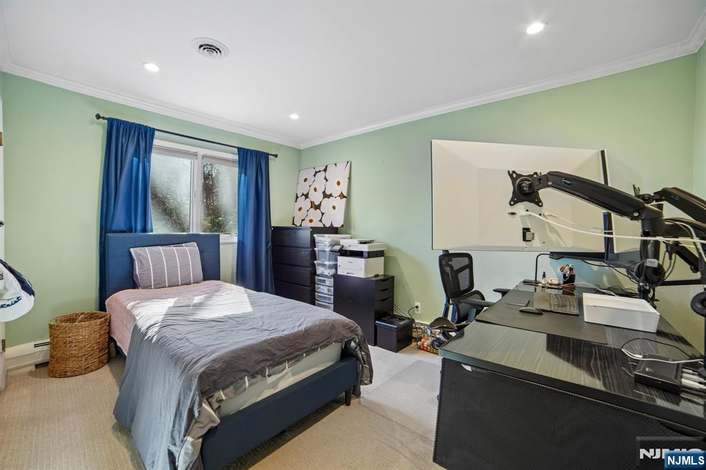 7 Royal Park Terrace, Hillsdale, NJ, 07642