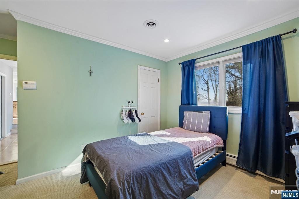 7 Royal Park Terrace, Hillsdale, NJ, 07642