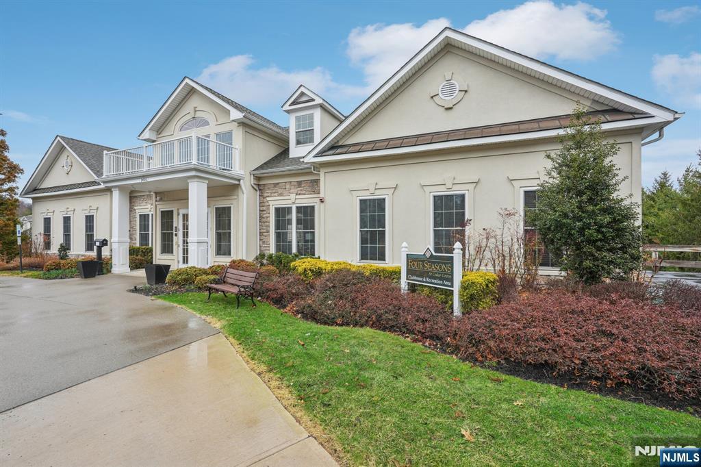 1209 Holly Lane #141