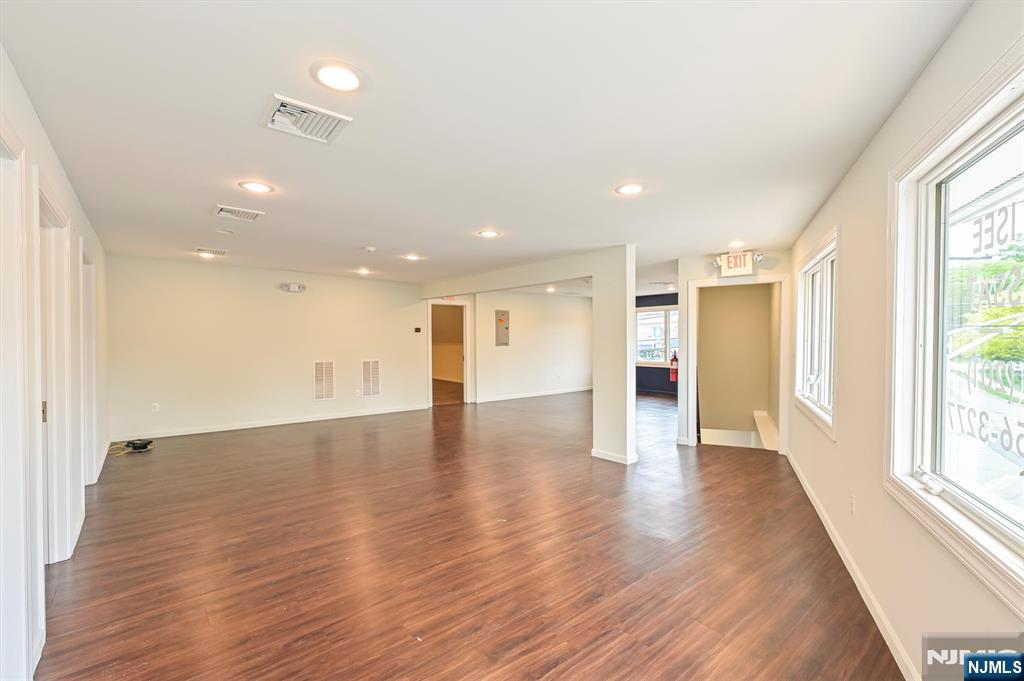 37 Riveredge Road - Photo 5