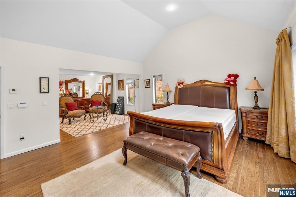 37 Berkshire Road, Woodcliff Lake, NJ, 07677