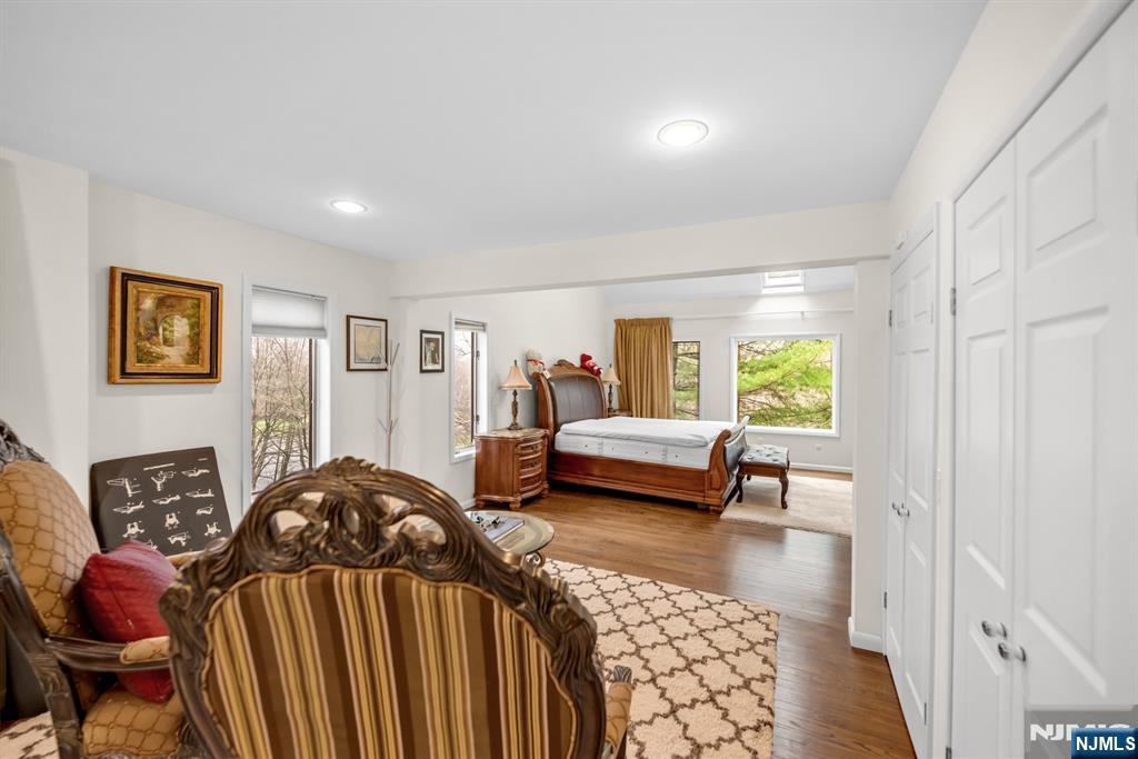 37 Berkshire Road, Woodcliff Lake, NJ, 07677