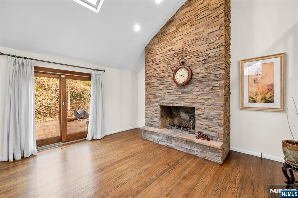 37 Berkshire Road, Woodcliff Lake, NJ, 07677