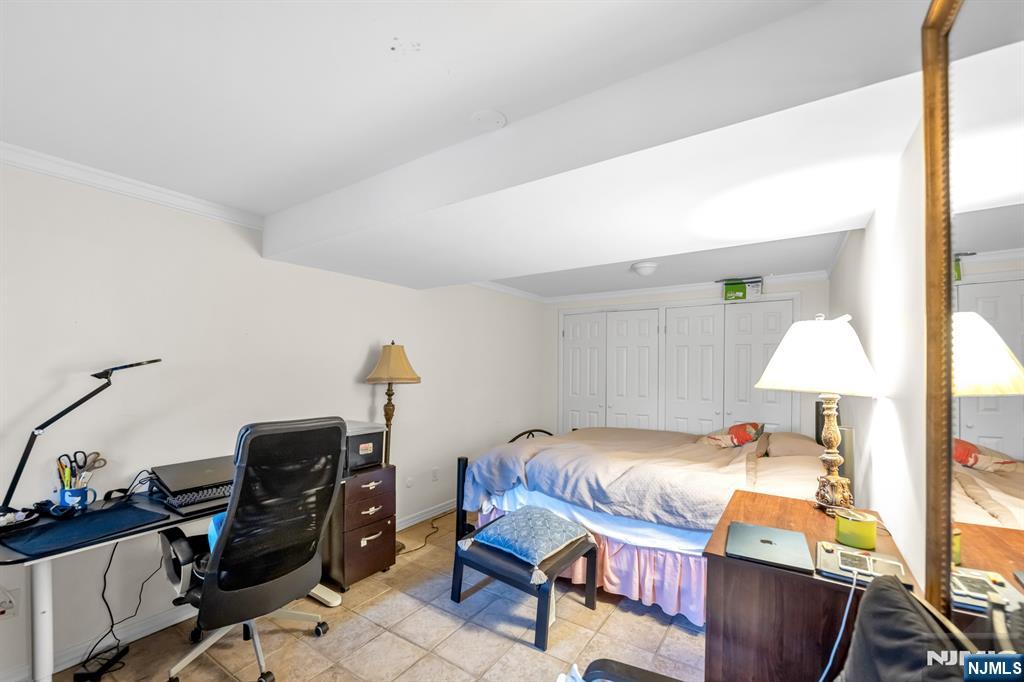 37 Berkshire Road, Woodcliff Lake, NJ, 07677