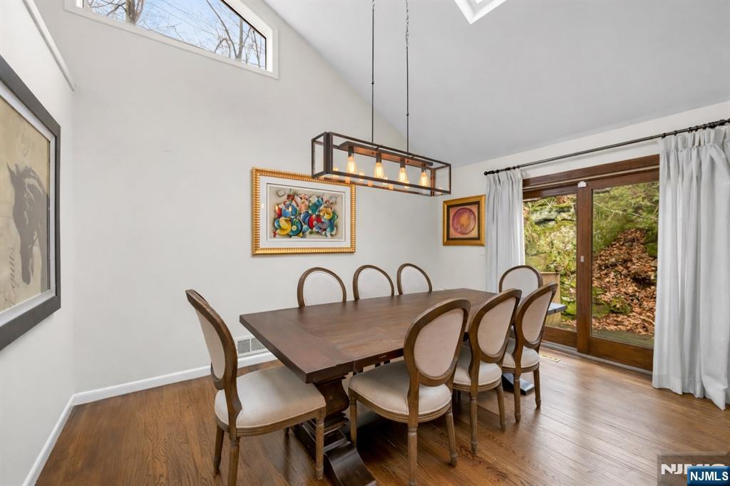 37 Berkshire Road, Woodcliff Lake, NJ, 07677