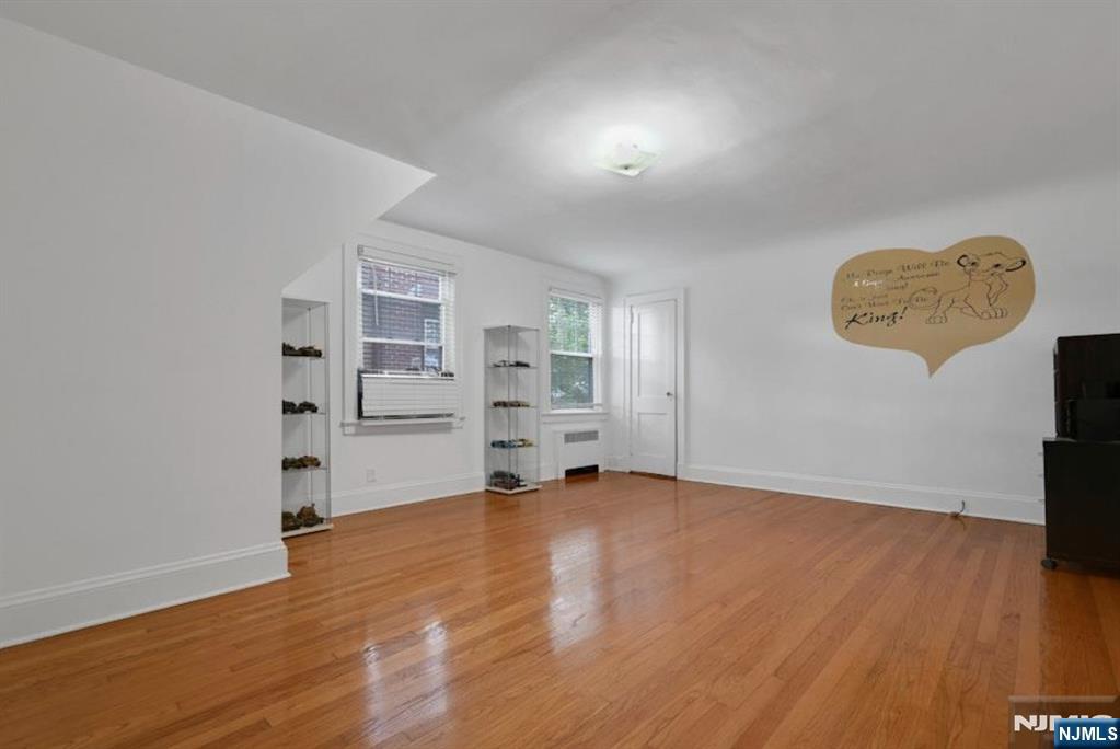 497 Oakdene Avenue — photo 14