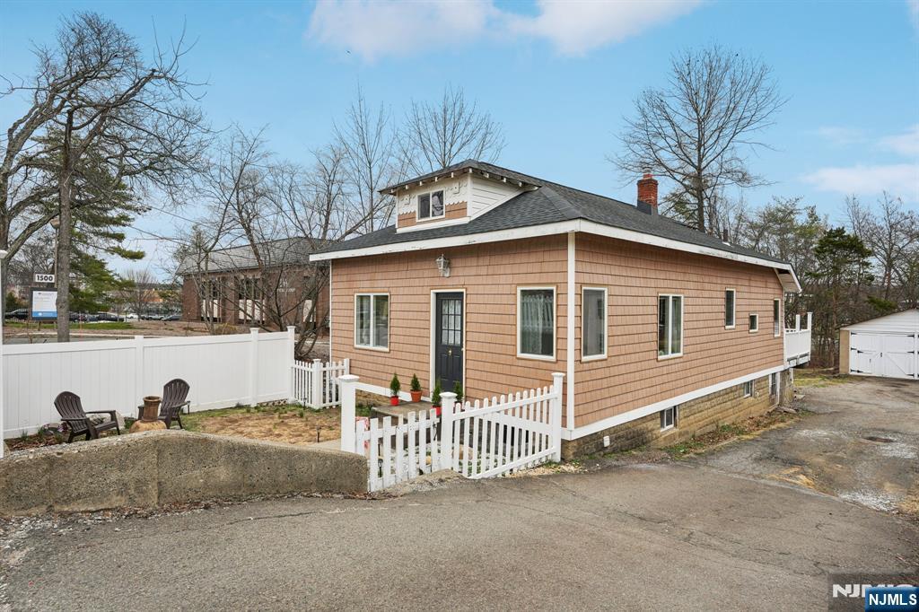 1492 Alps Road - Photo 1