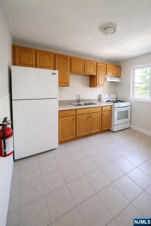 832 Parker Street - Photo 5