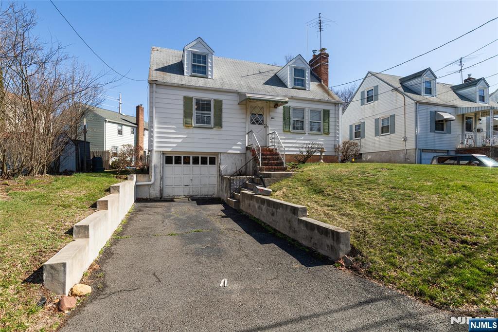 624 Scotch Plains Avenue
