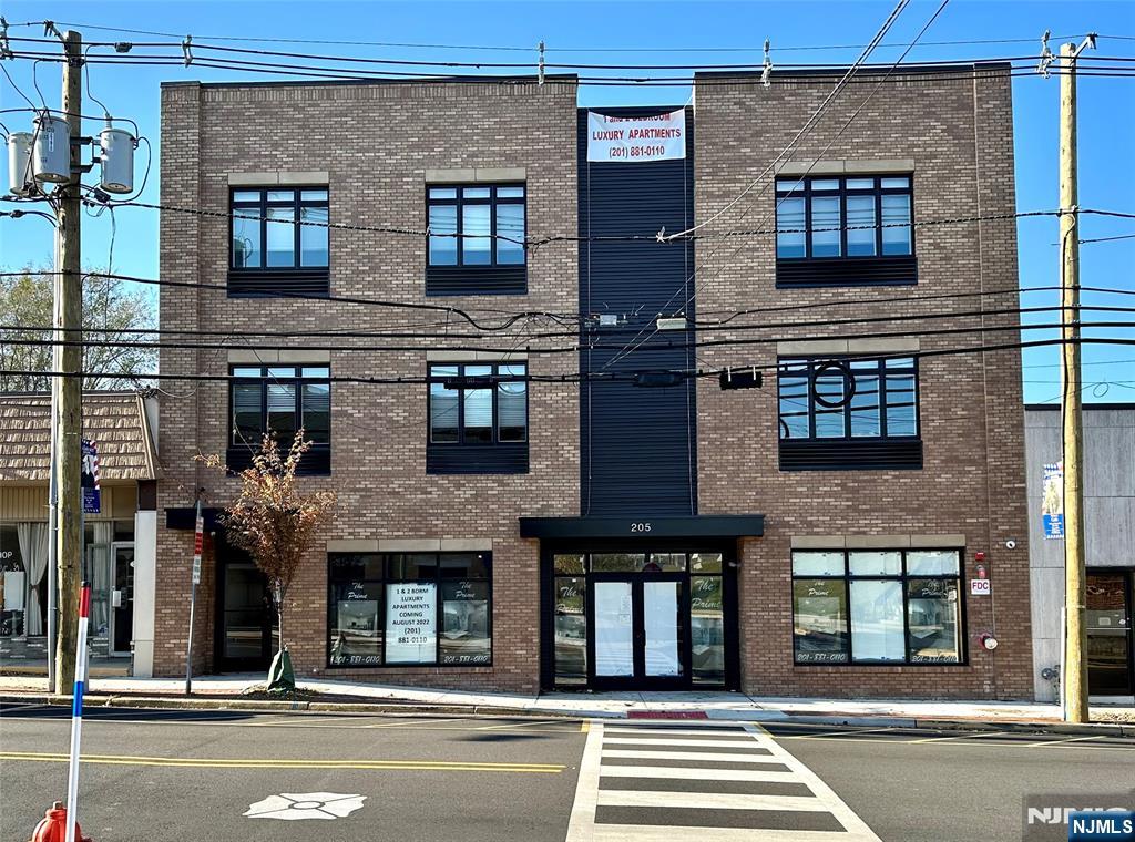 205 Stuyvesant Avenue 203 - Photo 1
