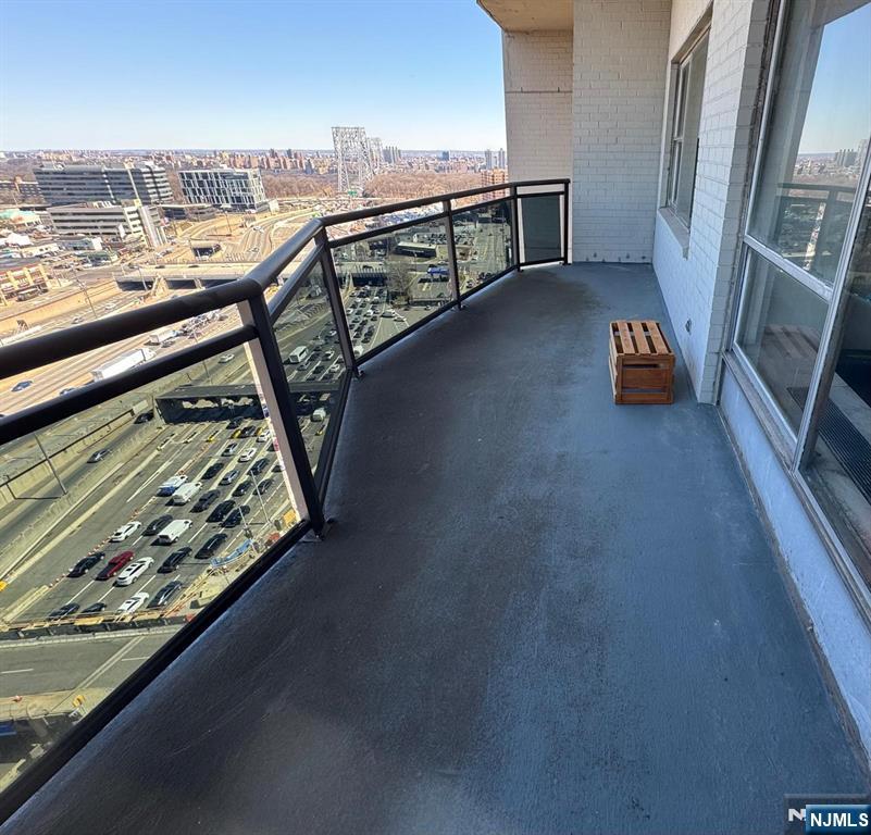 2077 Center Avenue 22H - Photo 4