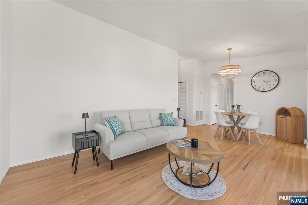 114 Pennington Avenue #T