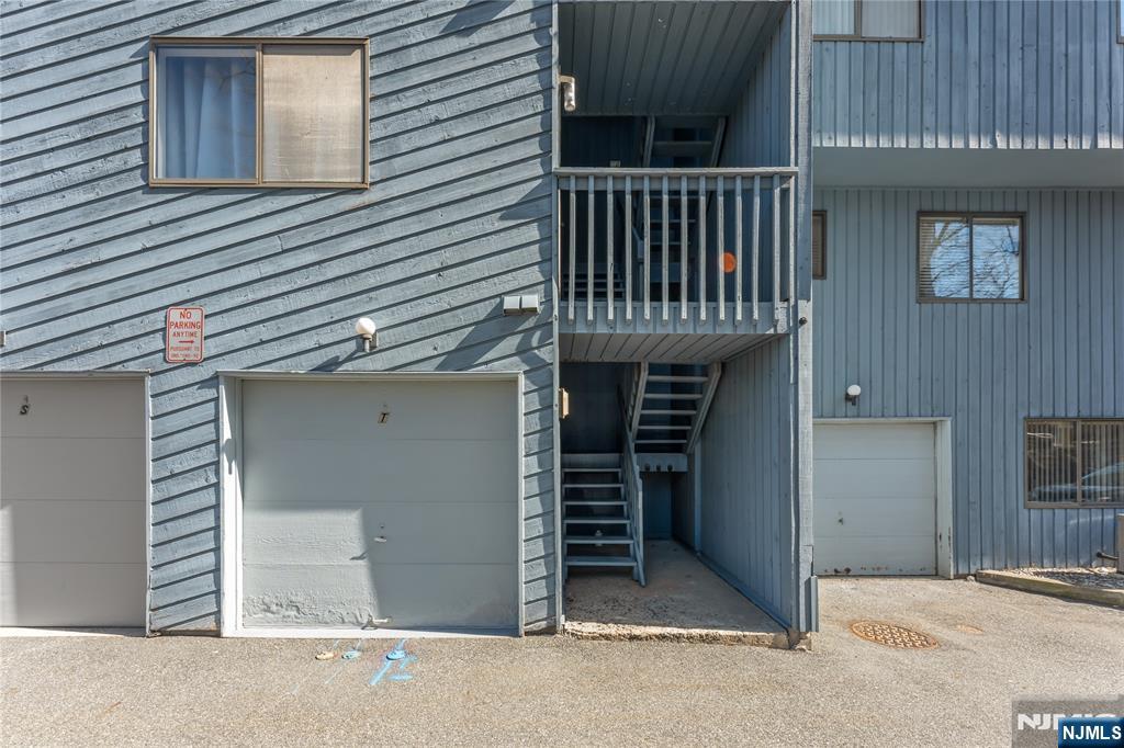 114 Pennington Avenue #T