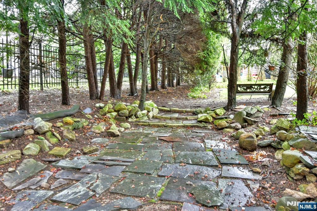 314 Canterbury Drive